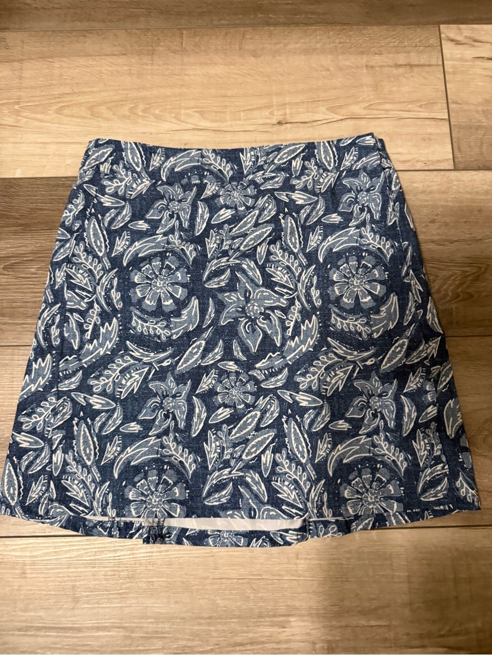 Ripskirt Hawaii Blue and White Floral Mini Skirt